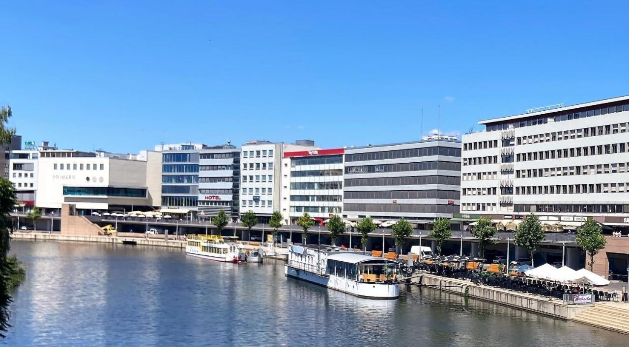 Stadt Hamburg Am Fluss Saarbruecken